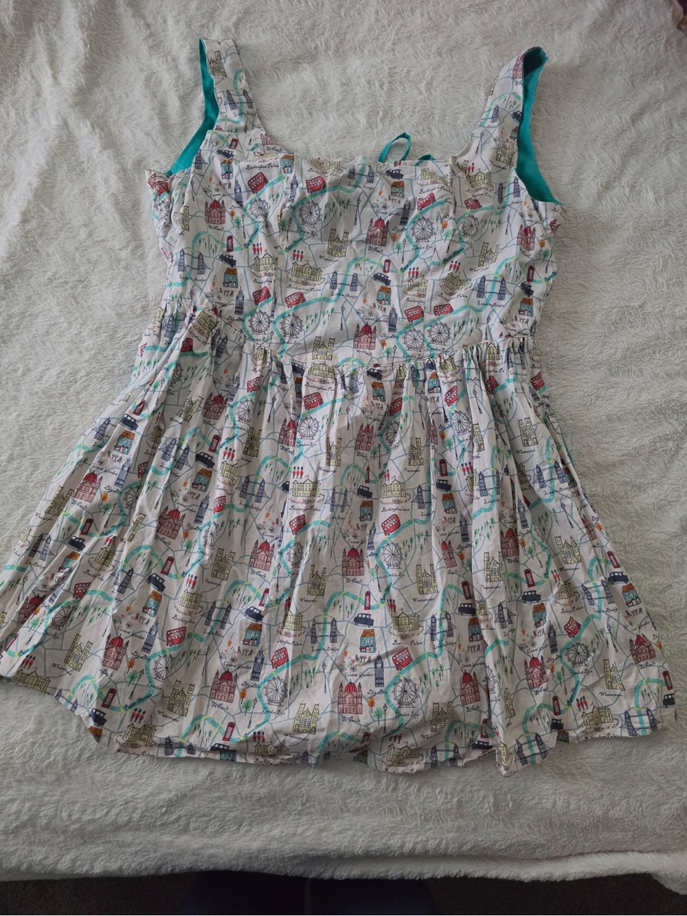 Light Pink City-Print Sleeveless Dress with Teal Lining